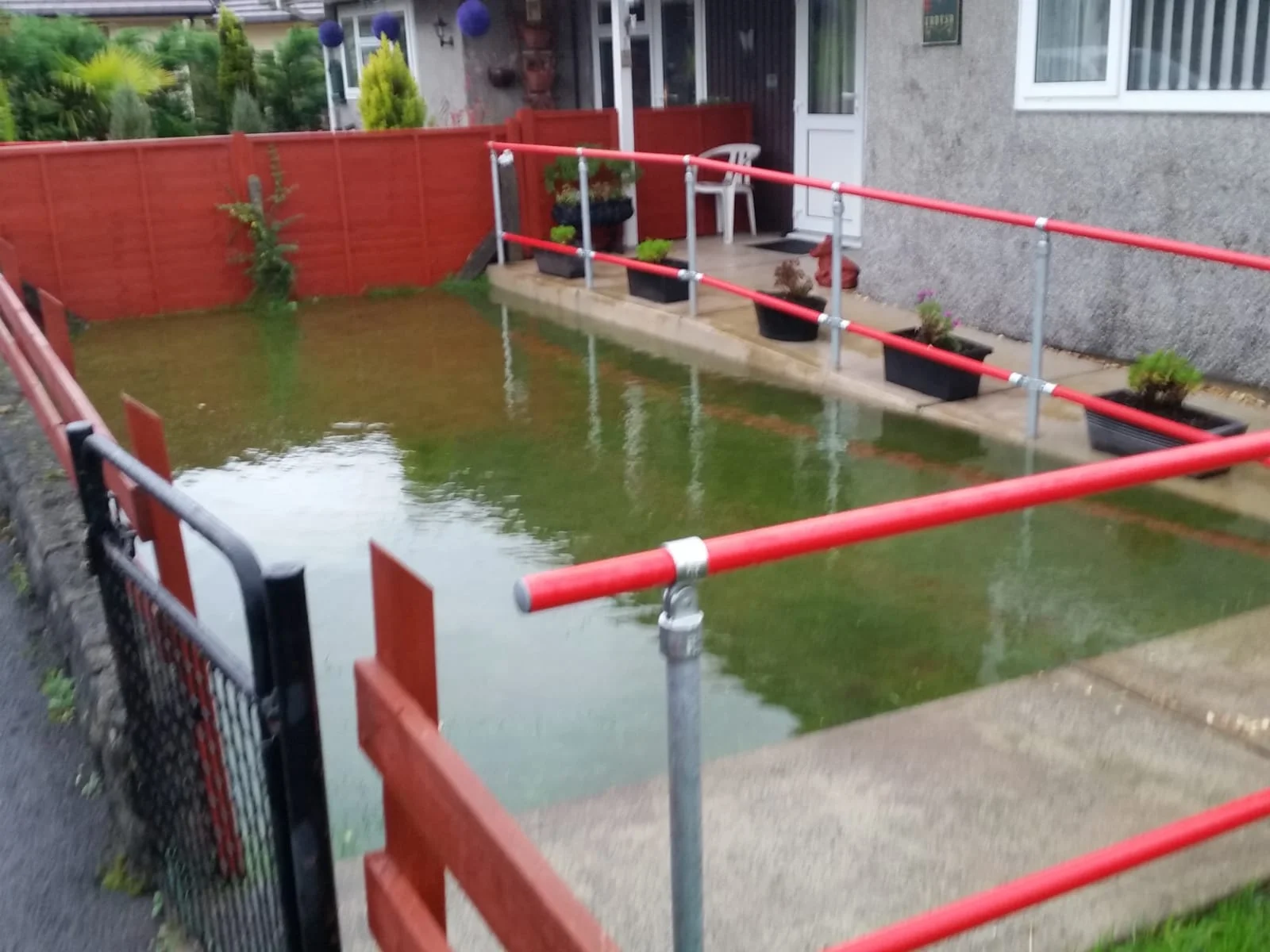 A new ‘unwanted’ swimming pool in swansea