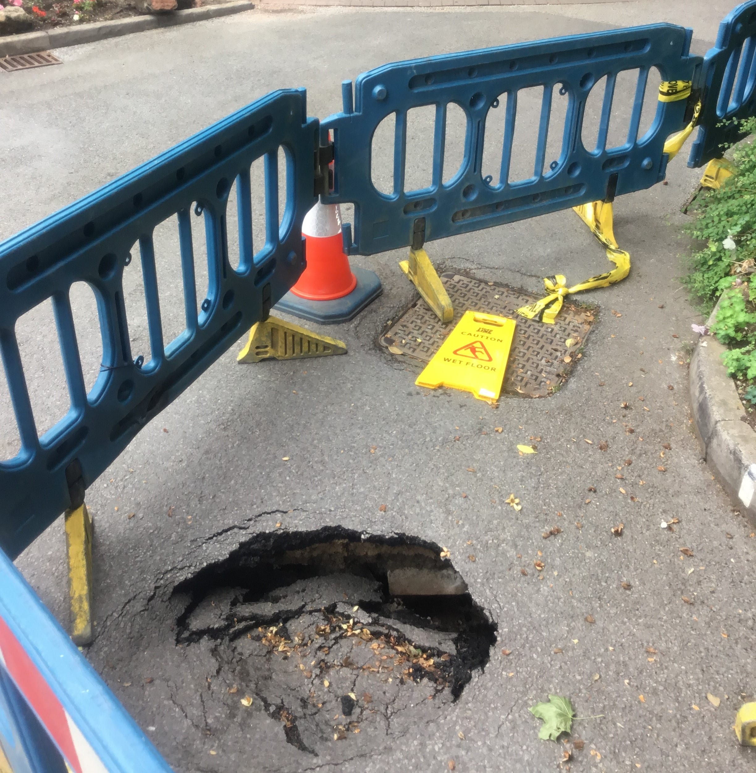 Drain repairs:  can i fix it myself – metro rod north london