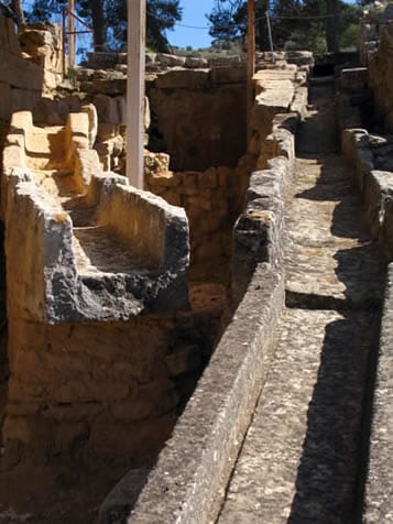 Minoan Drain