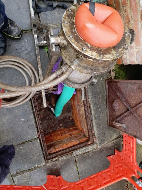 drain repair, Manchester, Macclesfield, Stockport, Metro Rod