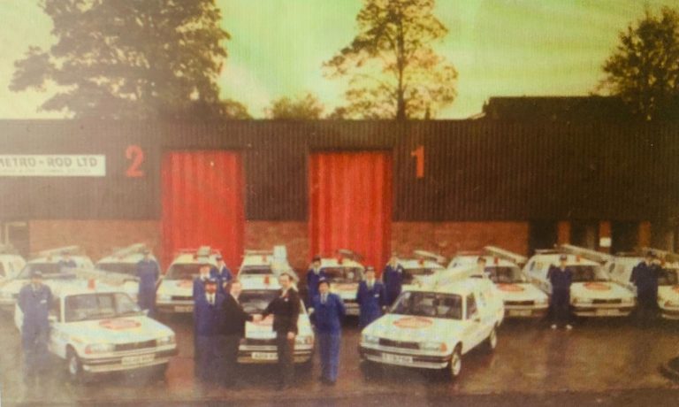 London drain unblocking Metro Rod 80s