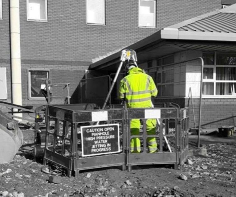 confined space, Metro Rod, Manchester, Macclesfield, Stockport